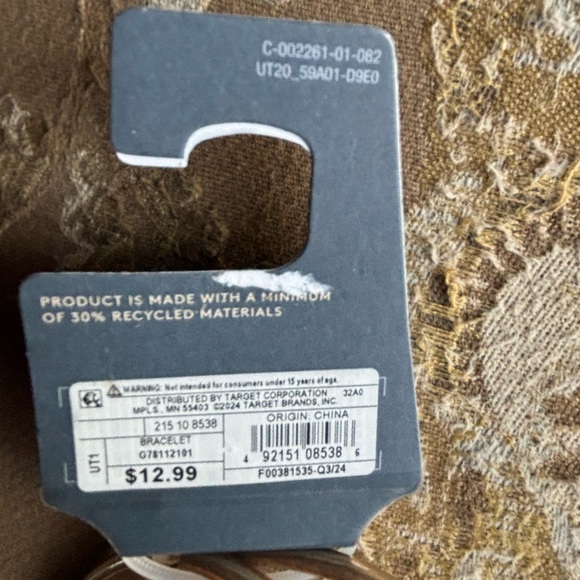 Elegant Gold Bangle Stretch Bracelets (2) - Picture 11 of 15